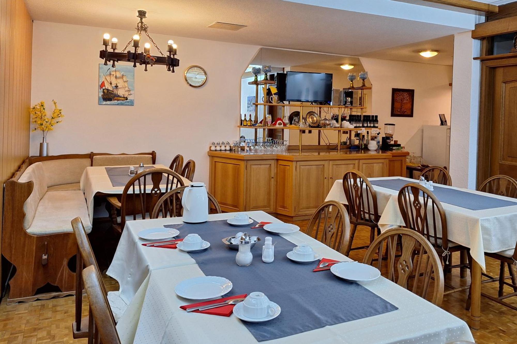 Hotel Garni Sebastian Kirrweiler  외부 사진